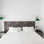 Hotell Trueba 2*