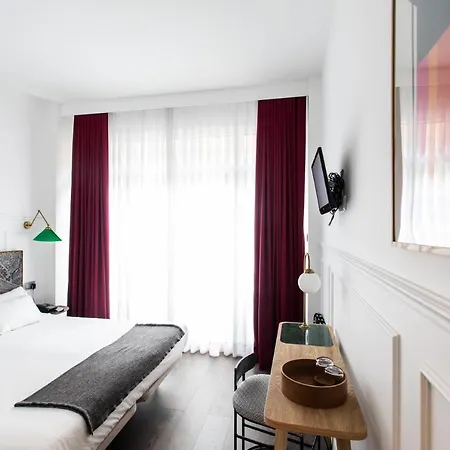 Trueba Hotel 2*