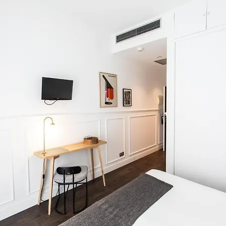Trueba Hotel