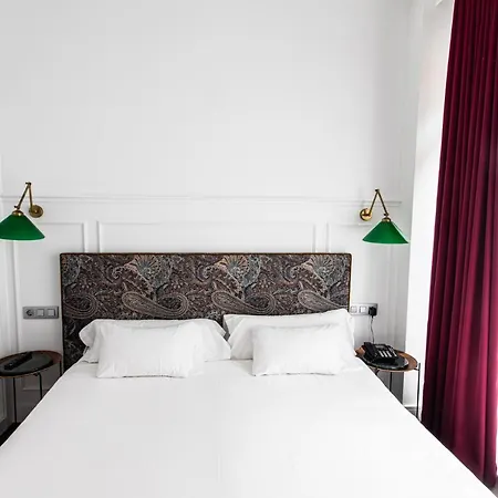 Trueba Hotel