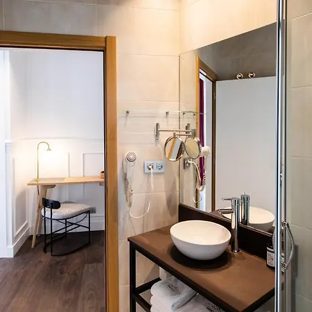 Hotel Trueba 2*