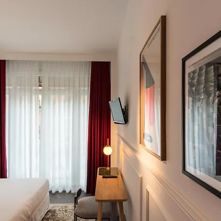 Trueba Hotell