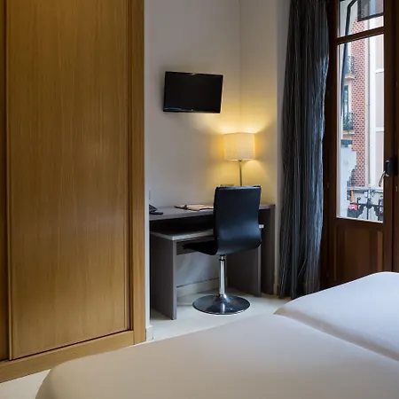 Trueba Hotel 2*